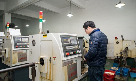 Cylinder machining center